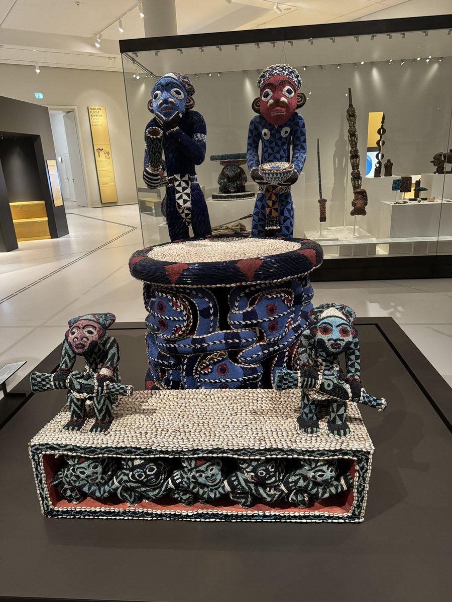 A real treat to meet colleagues &amp; friends at Conf on Colonialism &amp; law organized by Jessberger &amp; Dann <a href="/HumboldtUni/">Humboldt-Universität zu Berlin</a>, fascinating discussion on effects of structural injustice, rehabilitation colonial crimes, colonial continuities in law &amp; needed change in education <a href="/GonzalezHauck/">Sué González Hauck</a>