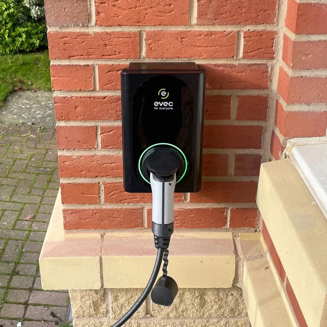 evec | electric vehicle charging ⚡️ tweet media