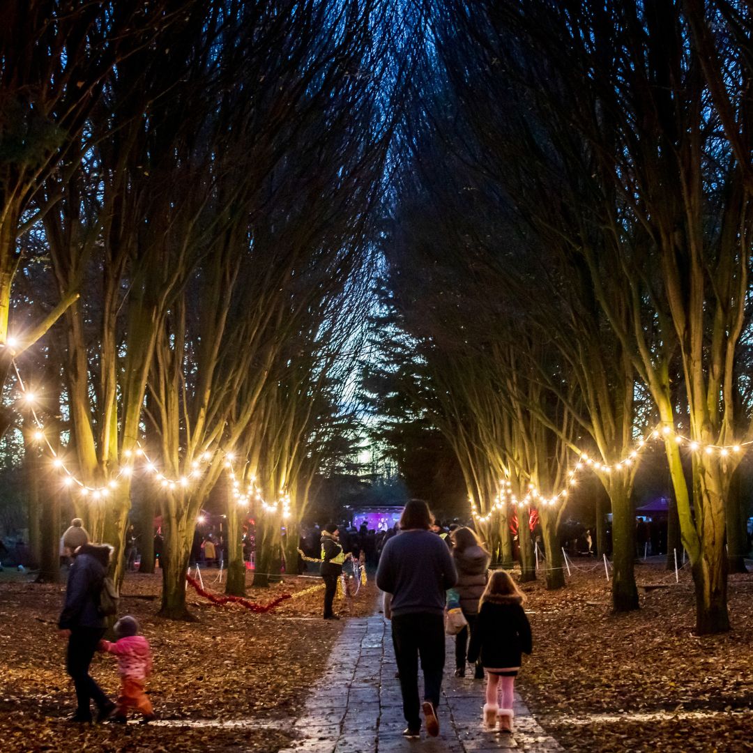Are you joining us at Carols at the Cathedral? 🎄

It’s the perfect event to get you in the festive spirit! Wrap up warm and bring along a lantern to enjoy a memorable afternoon on Sunday 8 December at 2pm.

Please note, parking is limited.

Find out more: ow.ly/ybyN50Ui4OF