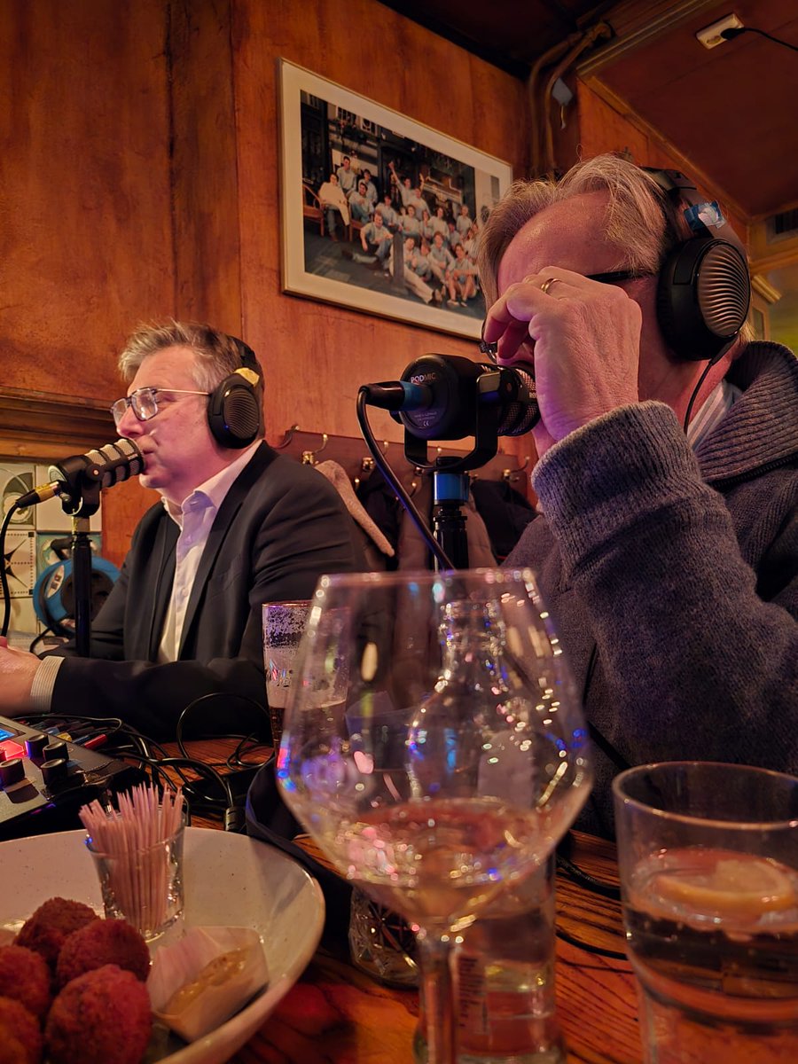 De Mannetjes Podcast tweet media