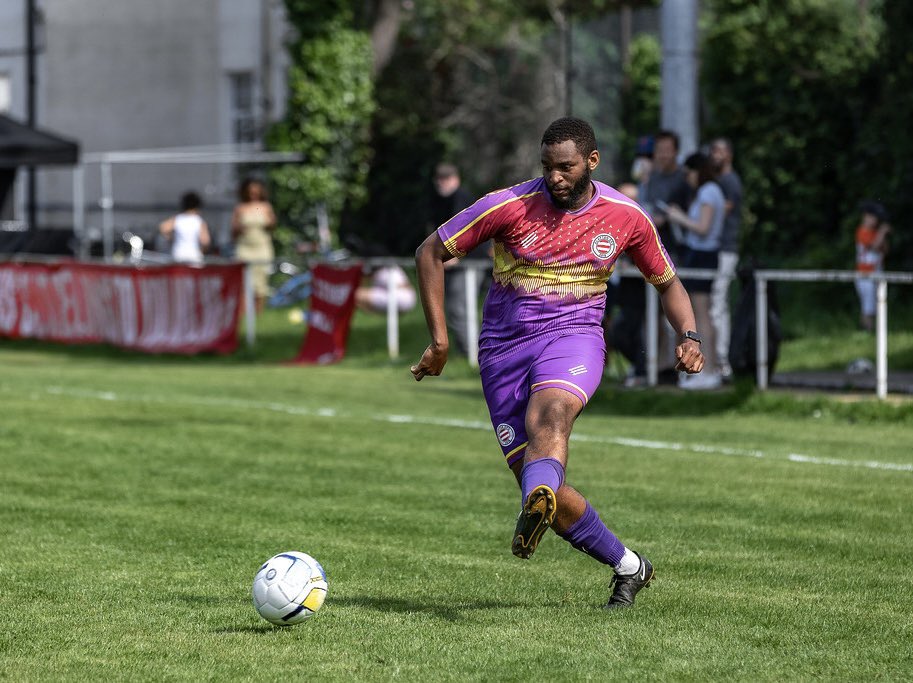 *EAST LONDON*
Full Name: Josh George
Age: 28
Position: CB or LB (left footed)
Previous Clubs: Clapton CFC, Sporting Bengal FC.
Looking For: Saturday Step 5-7
Willing to travel