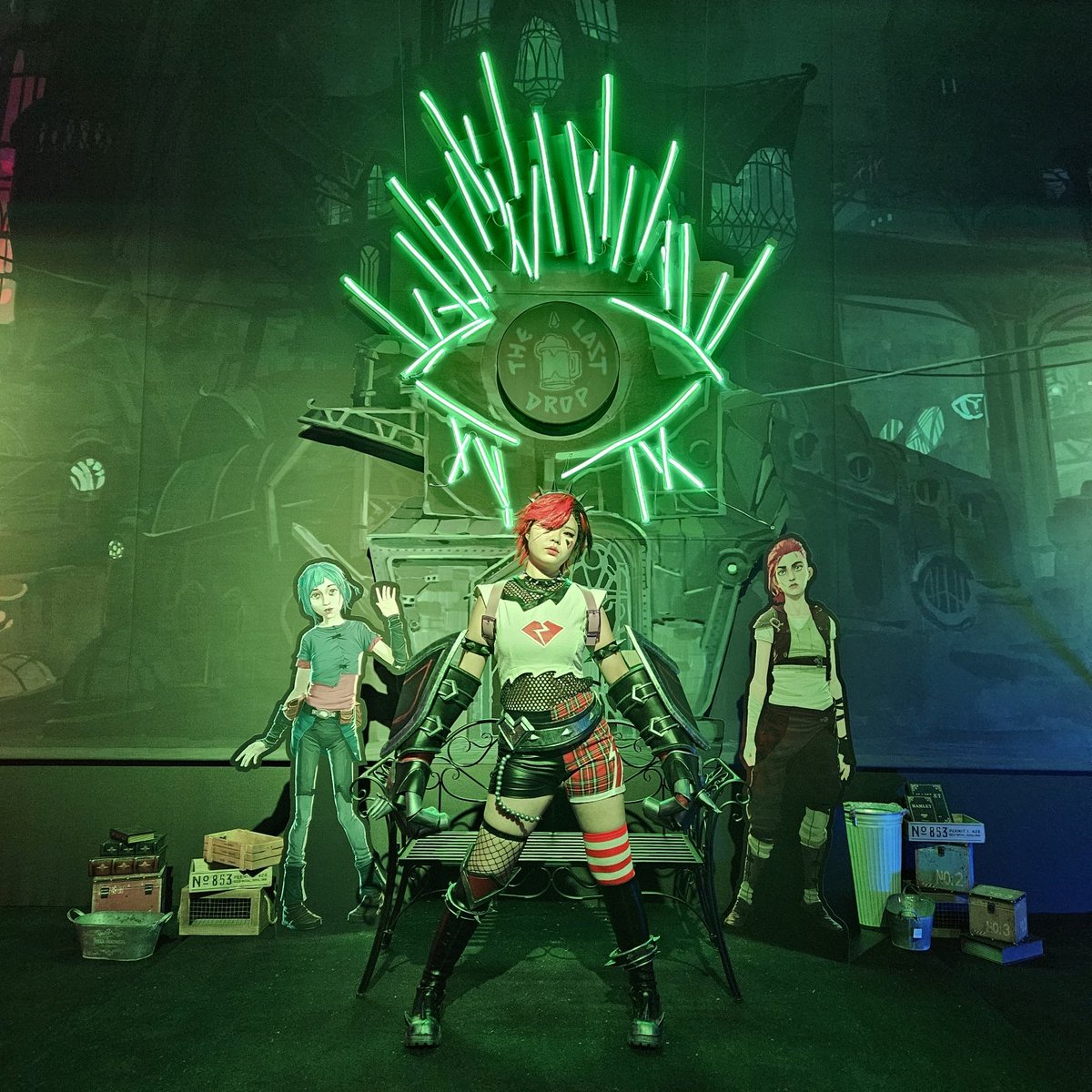 아케인 팬페스트 가슴앓이 바이로 짧게 다녀왔습니다 

덕분에 즐거웠습니다!

<a href="/summonercos/">서머너팀</a> 

#아케인2 #arcane2 #League_of_Legends