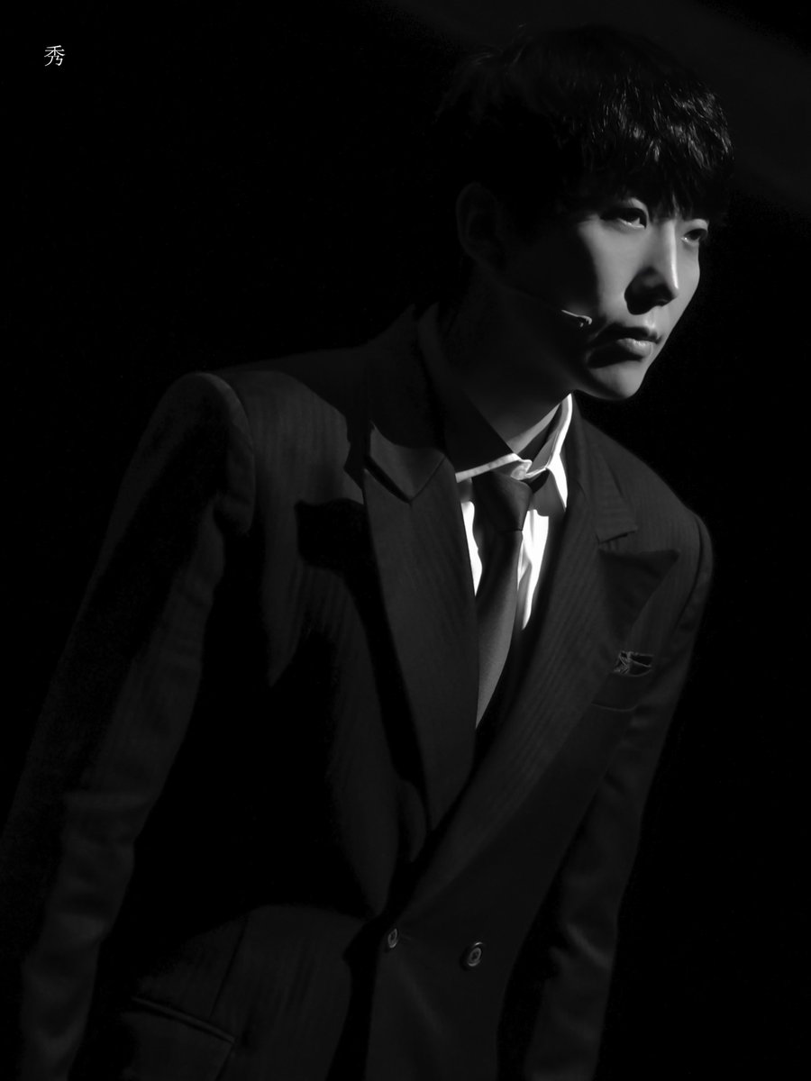 241011 사의찬미

사내 役 #김재범