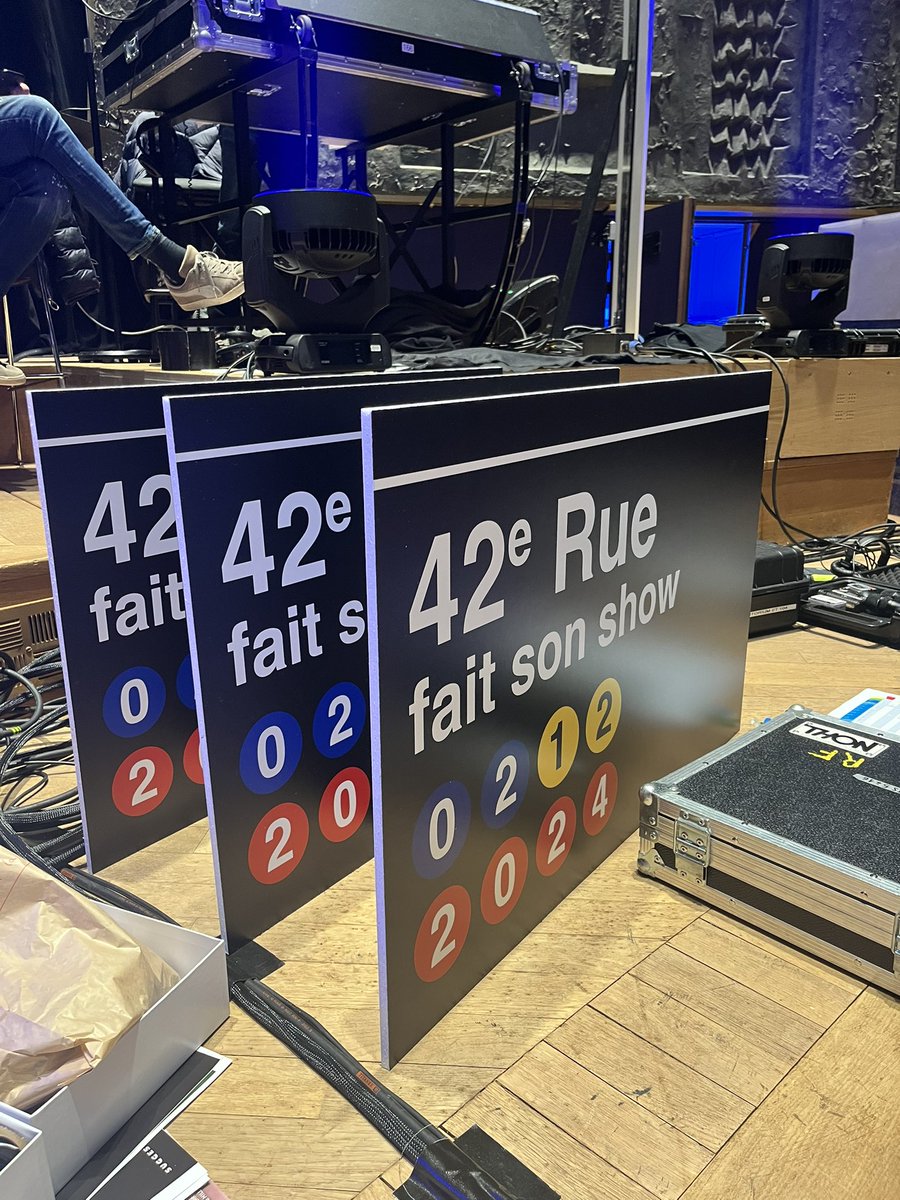 LaurentValiere's tweet photo. #42erue fait son show. On répète ! Rendez-vous lundi en direct à 20h sur @francemusique https://t.co/eCX2FVNvcY