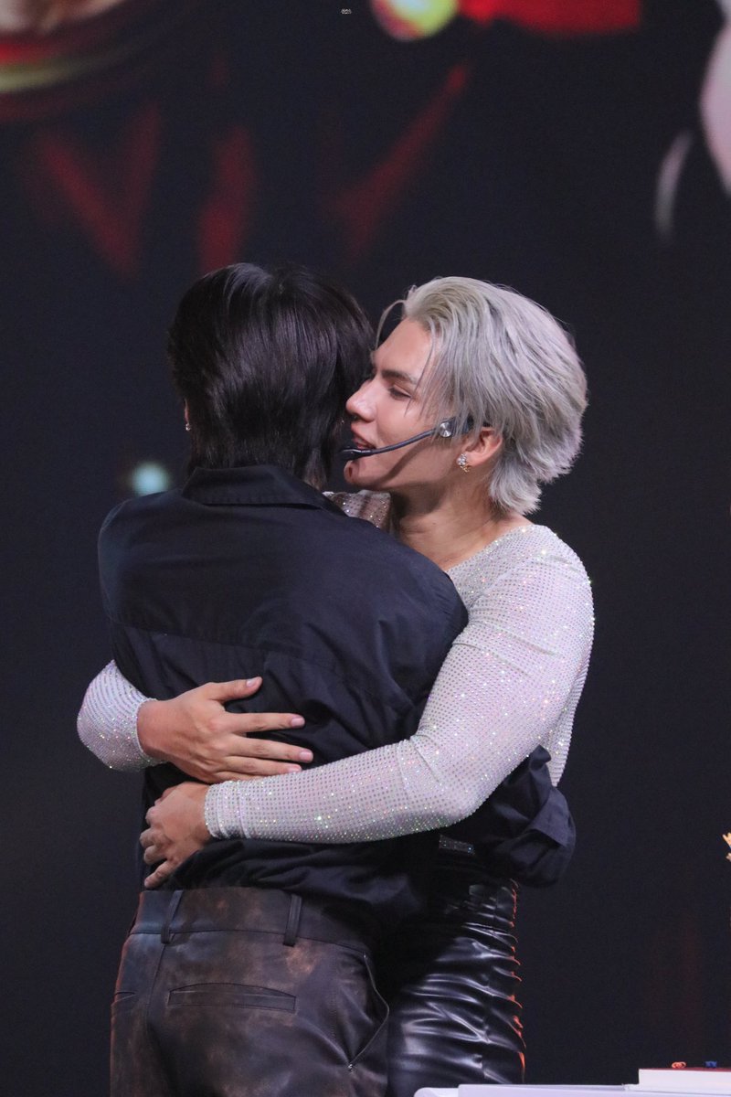 KimBam411's tweet image. กำลังใจสำคัญของเจ้าของคณะ 💖💖

@fort_fts @peatwasu 
#FortFTS #Peatwasu #FortPeat
FORT BIRTHDAY SHOWTIME
#ThisIsTheFortesShow