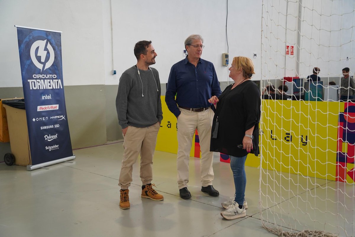 Jesús Baca (@jbacmar) on Twitter photo Un evento de ocio digital, de inclusión y entretenimiento, pionero en Almería y fruto de la colaboración entre <a href="/dipalme_almeria/">Diputación Almería</a> y <a href="/AytoElEjido/">Ayto de El Ejido</a>
Proyectos de Innovación Social para todos los ciudadanos de nuestra provincia.
<a href="/dipalme_almeria/">Diputación Almería</a> <a href="/JaviAurelianoG/">Javier A. García</a>
#InnovaciónSocial Un evento de ocio digital, de inclusión y entretenimiento, pionero en Almería y fruto de la colaboración entre <a href="/dipalme_almeria/">Diputación Almería</a> y <a href="/AytoElEjido/">Ayto de El Ejido</a>
Proyectos de Innovación Social para todos los ciudadanos de nuestra provincia.
<a href="/dipalme_almeria/">Diputación Almería</a> <a href="/JaviAurelianoG/">Javier A. García</a>
#InnovaciónSocial