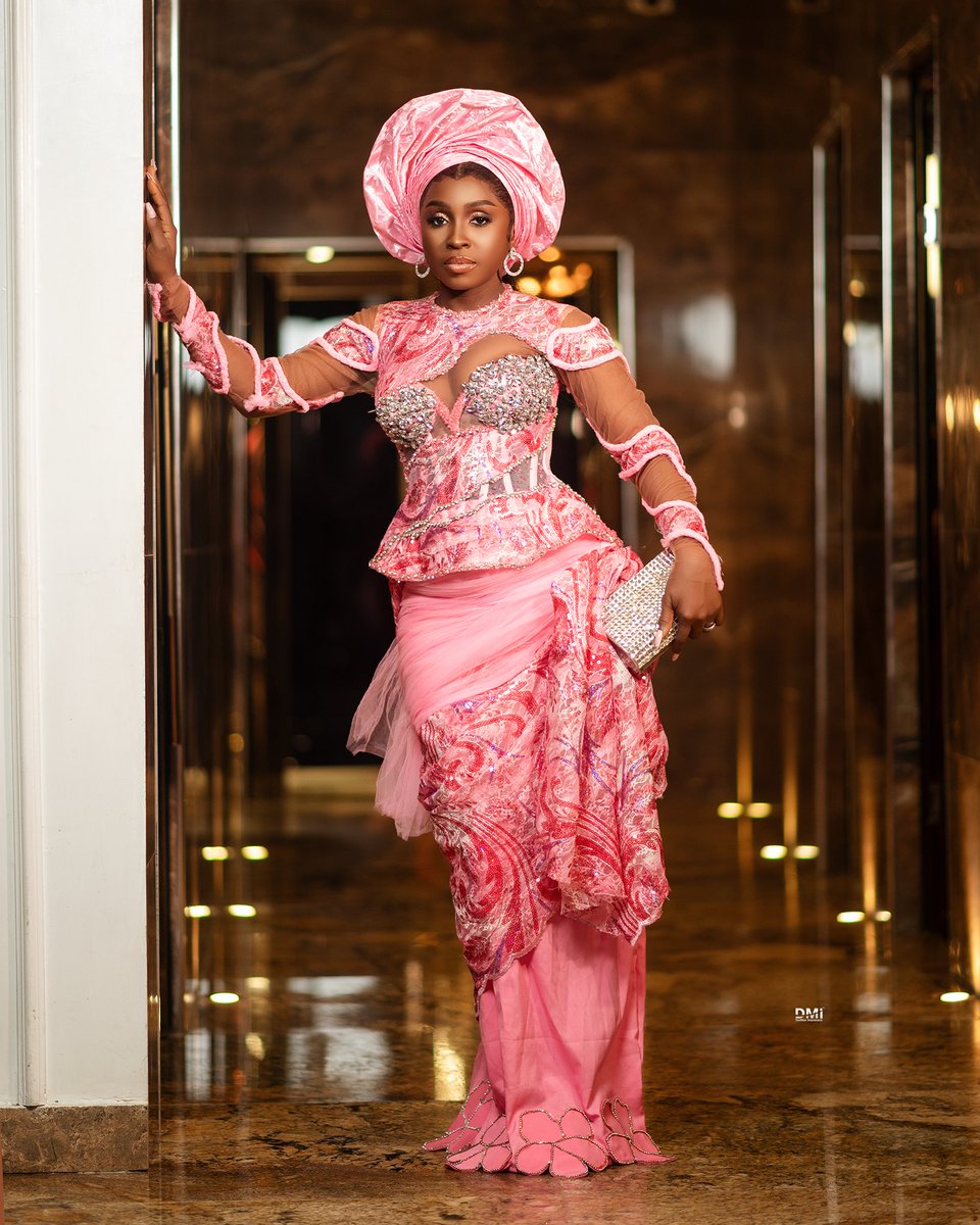 leo_unyime's tweet image. AKEMI 💍🖤 #UI2024
To deeply love and fiercely cherish 

Welcome to December ❤️🎉