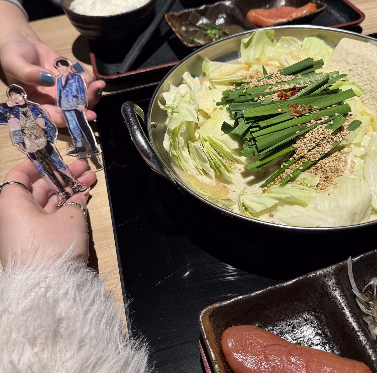 snow40502347's tweet photo. 福岡県民のくせにしょっぴーのストーリーに影響されてもつ鍋食べてきました😌😌
#SnowManDomeTour2024RAYS https://t.co/o3N5xi61Hb