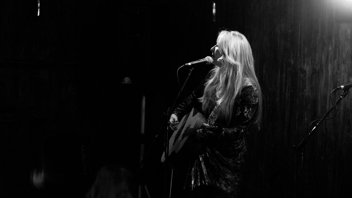 What a night we had filming Country Music at The Country Café!