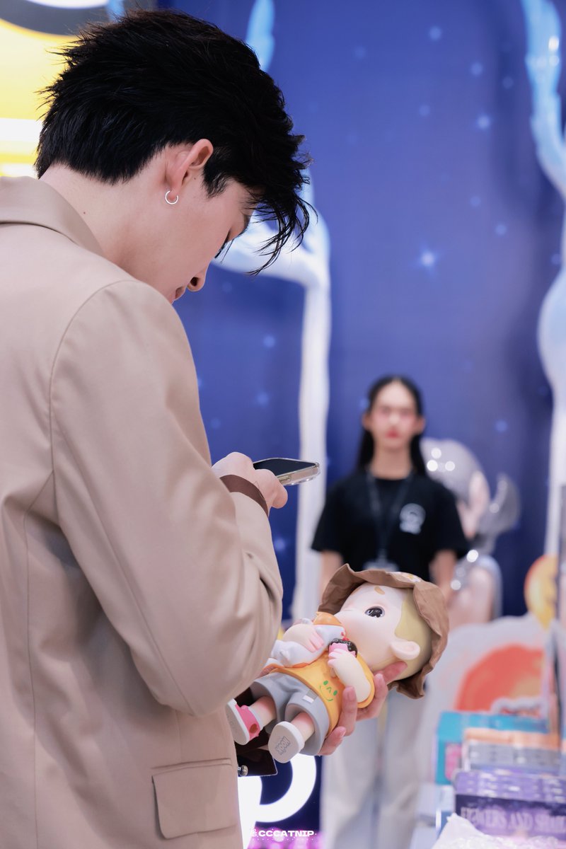 cccatnip_'s tweet image. 🥰🥰

POND 52TOYS TH

#52TOYSxppnaravit 
#ppnaravit @ppnaravit