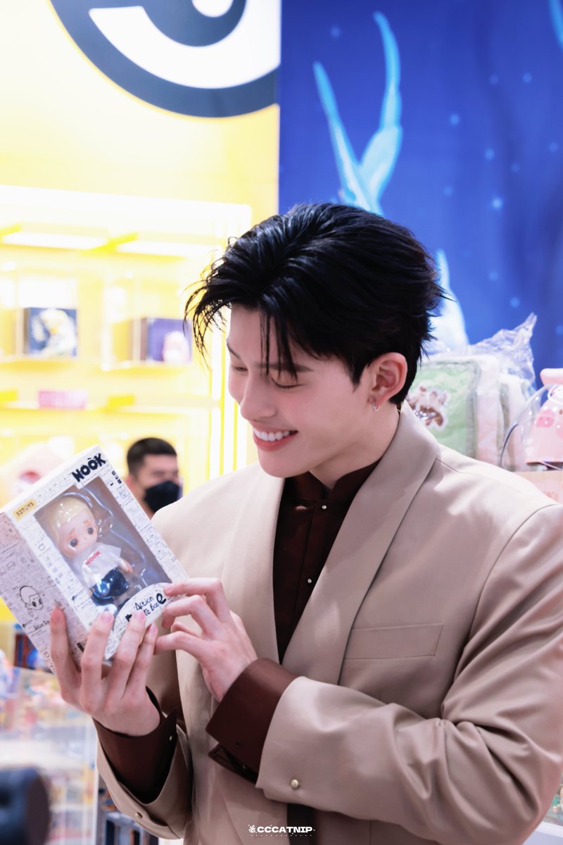 cccatnip_'s tweet image. 🥰🥰

POND 52TOYS TH

#52TOYSxppnaravit 
#ppnaravit @ppnaravit