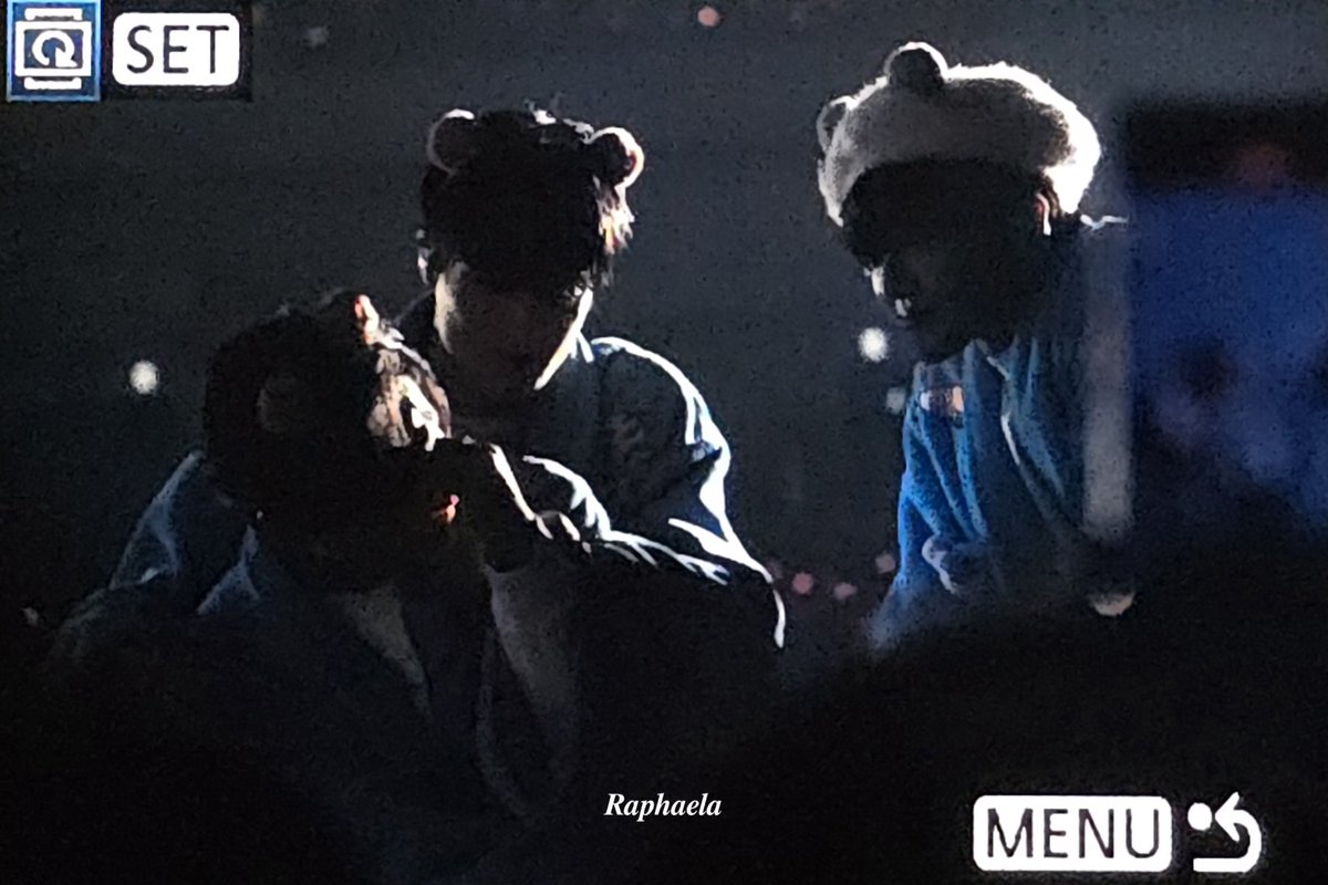 Raphaela0423's tweet photo. 241201 TDS3 Encore DAY3

조명이 너무 아쉬워😭

#재민 #JAEMIN #제노 #JENO #해찬 #HAECHAN #NCTDREAM #NCT https://t.co/T3sp0CDz6J
