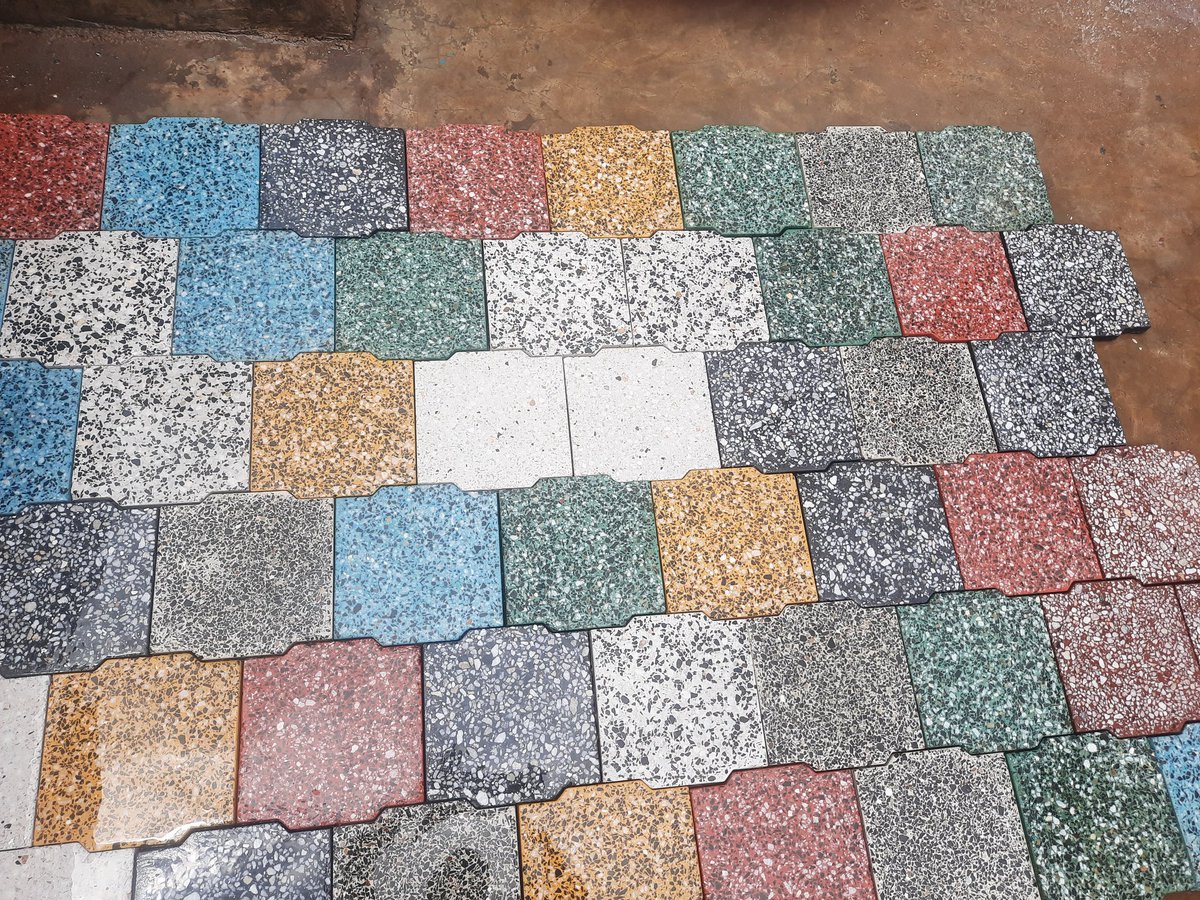 Ericmwai99's tweet photo. @Kaysparks_ We can perfectly do APP membrane waterproofing and install beautiful terrazzo interlocking tiles on your rooftops..just dm @ResintonPlusK https://t.co/GVcRSHjK7A
