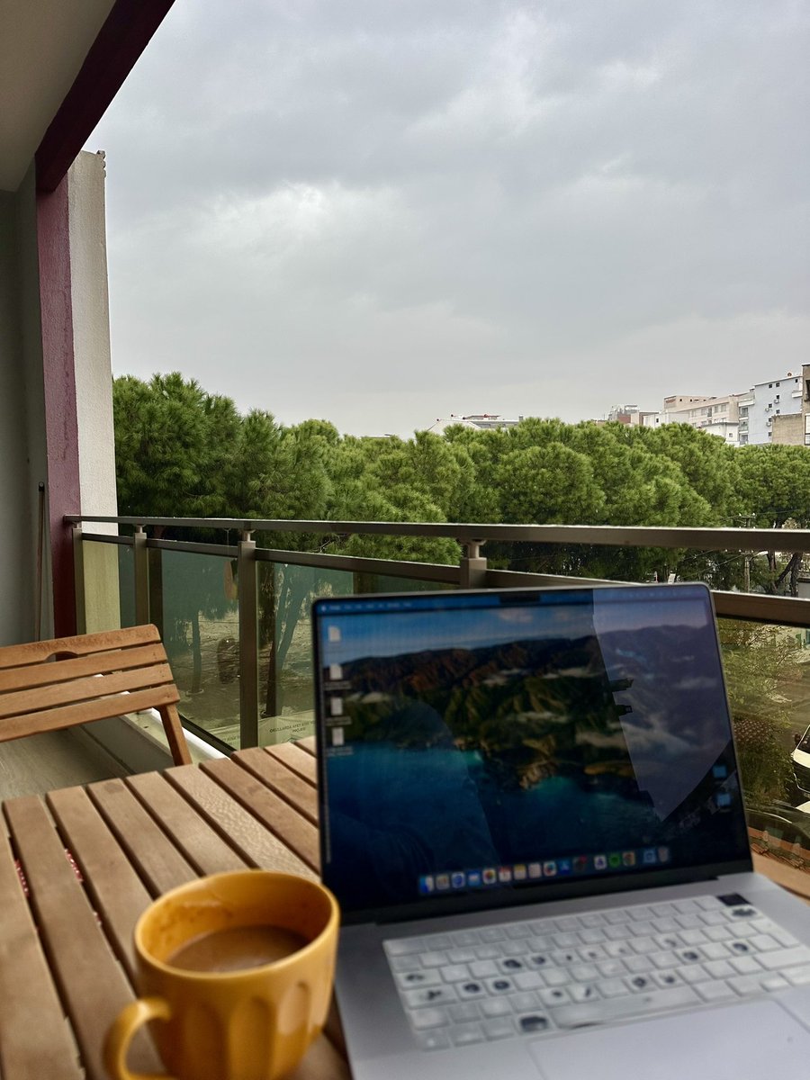 Yaşlandıkça yağmurlu havaları sevmeye başladım 💆‍♀️