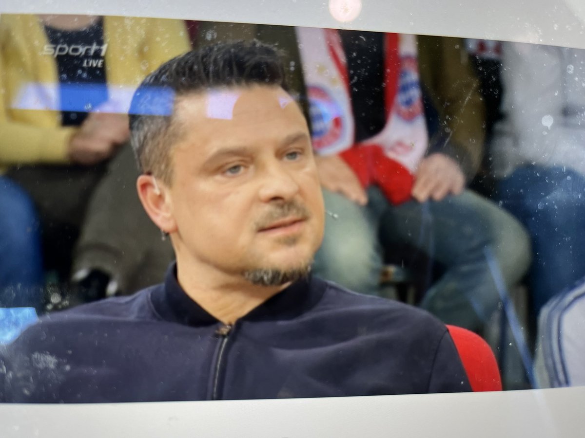Derek Rae (@raecomm) on Twitter photo Ich habe einige Jahre lang mit <a href="/HrsticIvo/">Ivo Hrstic 💤</a> zusammengearbeitet. Jetzt ist er Ressortleiter Sport bei RTL News und schön, dass er heute zu Gast bei Doppelpass auf Sport 1 ist :) Ich habe einige Jahre lang mit <a href="/HrsticIvo/">Ivo Hrstic 💤</a> zusammengearbeitet. Jetzt ist er Ressortleiter Sport bei RTL News und schön, dass er heute zu Gast bei Doppelpass auf Sport 1 ist :)