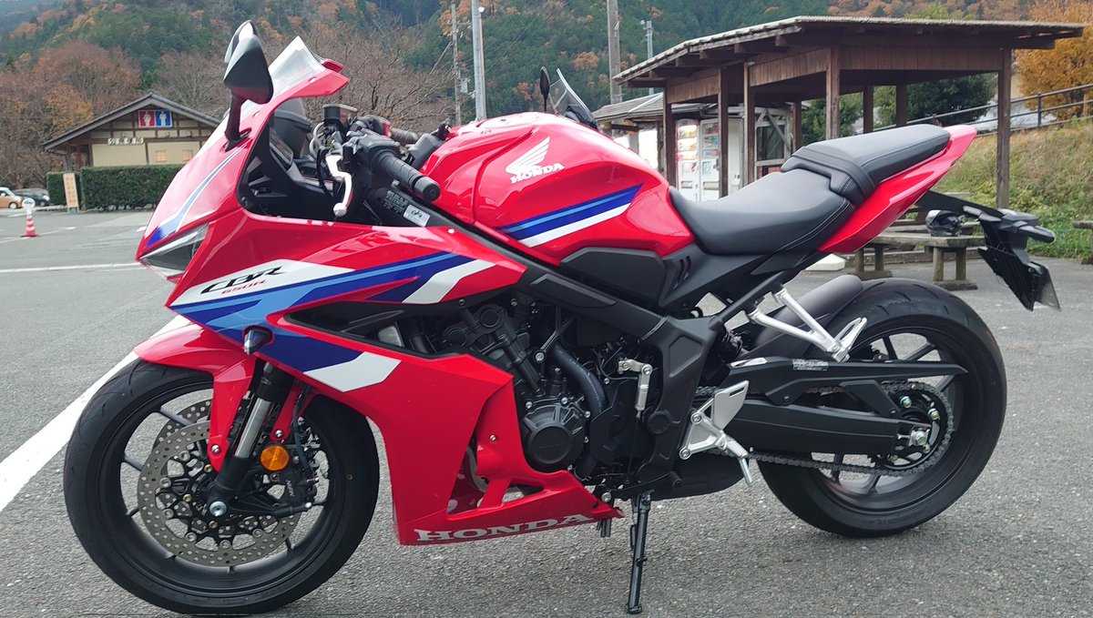 えびタル🍤CBR650R tweet media