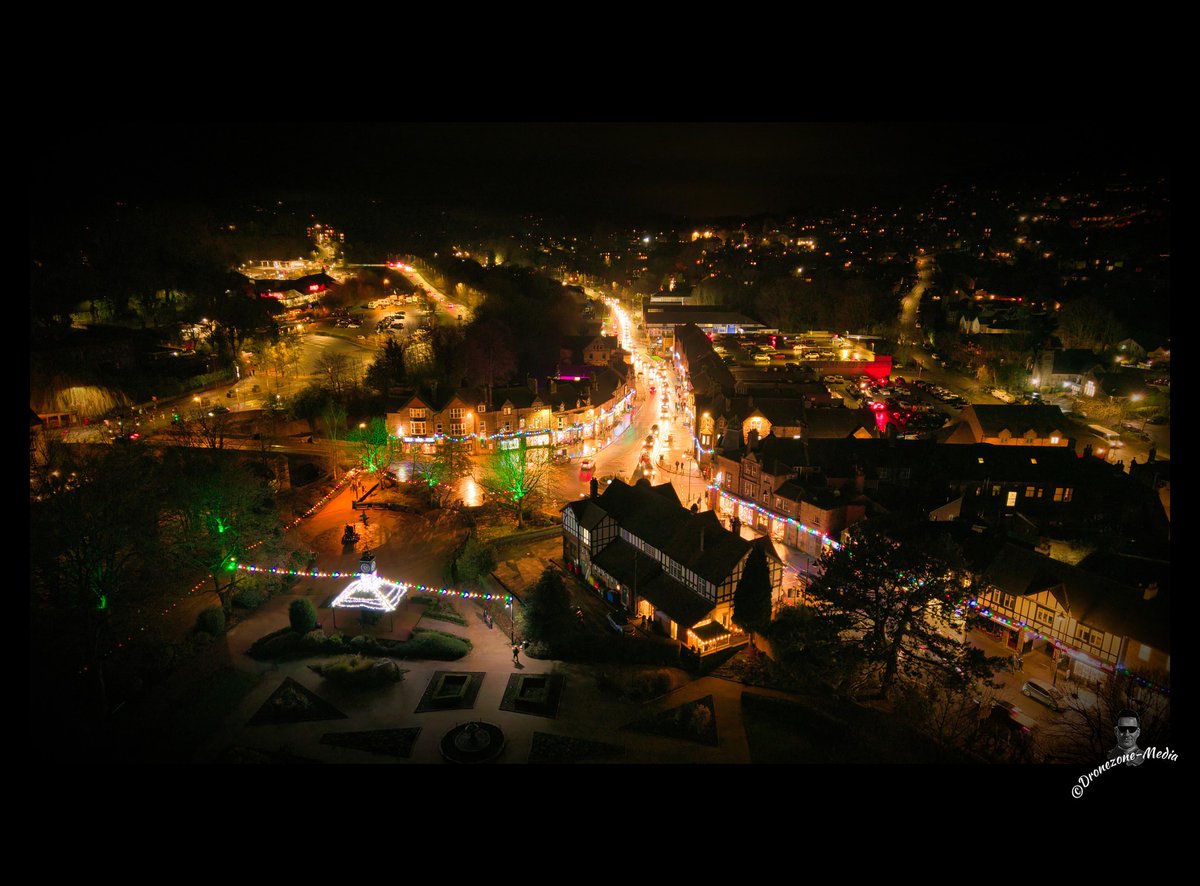 MatlockCouncil's tweet image. A huge thankyou to everyone who came out for the somewhat hastily rescheduled light-switch-on yesterday.  Everyone who helped, ran stalls, worked, performed and attended.

Thanks also to Darren Barker at Dronezone-Media for these great pictures!