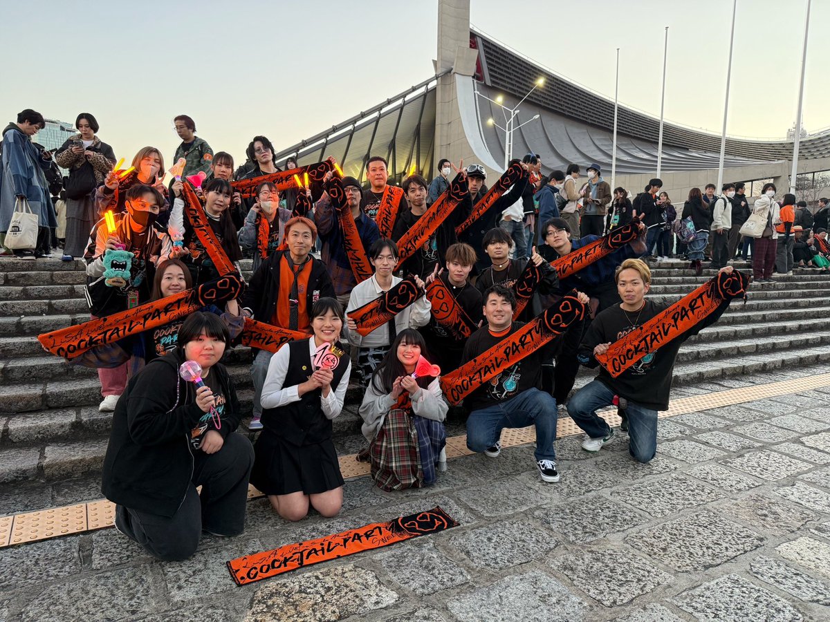 yousui8's tweet photo. 2日間なまら楽しかったーー！！
東京追加公演お願いします🙏
お疲れした💯

#LiSAカクテルパーティー https://t.co/PCYqJfxAbf