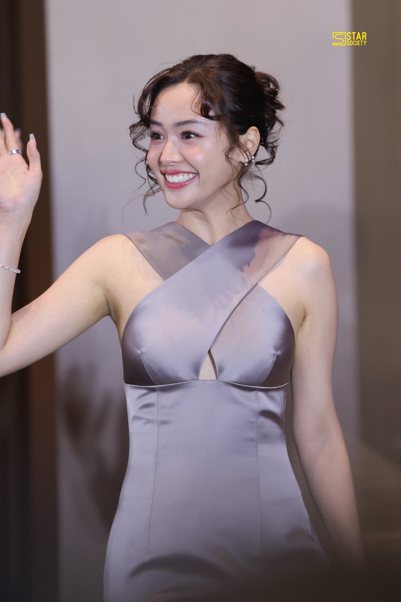 “อุ้ม อิษยา” ร่วมเดิน Black Carpet ในงานประกาศรางวัล Y Entertain Awards 2024 presented by JisuLife 

GINA OOM MINT PP Y AWARDS

#YAWARDSxGinaOomMintPP
#Oomeisaya #อุ้มอิษยา
#YEntertainAwards2024xJisuLife
#YEntertainAwards2024
#Yriety #9MCOT 
#YEntertainAwards2024xICONSIAM