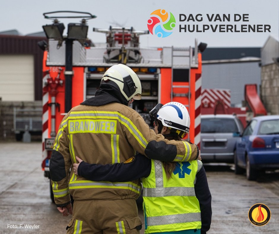 1/12 is Dag van de Hulpverlener! Een dikke duim voor al onze brandweermedewerkers &amp; ambulanciers die #altijdparaat staan. Bedankt voor jullie inzet 😍! #brandweer #ambulanciers #dagvandehulpverlener #hvztaxandria #wearetaxandria