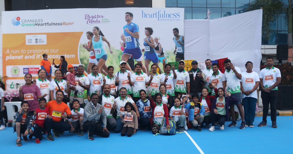 GreenSunriseHiL's tweet photo. Today, GSH participated in the marathon organized by #Heartfulness with great enthusiasm. Our mission was to raise awareness about sustainable plantation and highlight the importance of tree planting and nature conservation for future generations.
#Eachoneplantone
#GoGreen https://t.co/vKdJIbIK6W