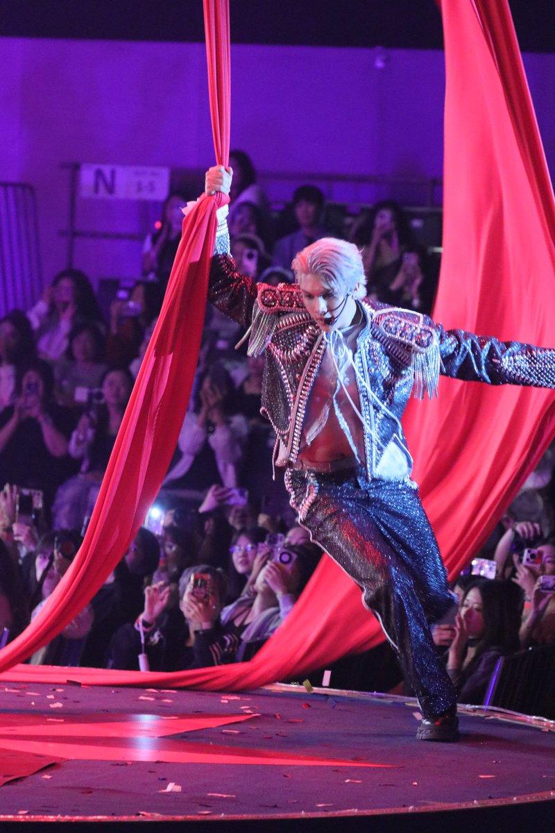 KimBam411's tweet image. 01122024 - FORT BIRTHDAY SHOWTIME

เก่งที่สุดเลยรู้ไหม จึ้งมาก โซจึ้งจริง  

#ThisIsTheFortesShow
‧°🐾  ༘⋆   @fort_fts  
ε #FortFTS #ComeFortZon #BabyFeat 

📷 : #kimbamsnap