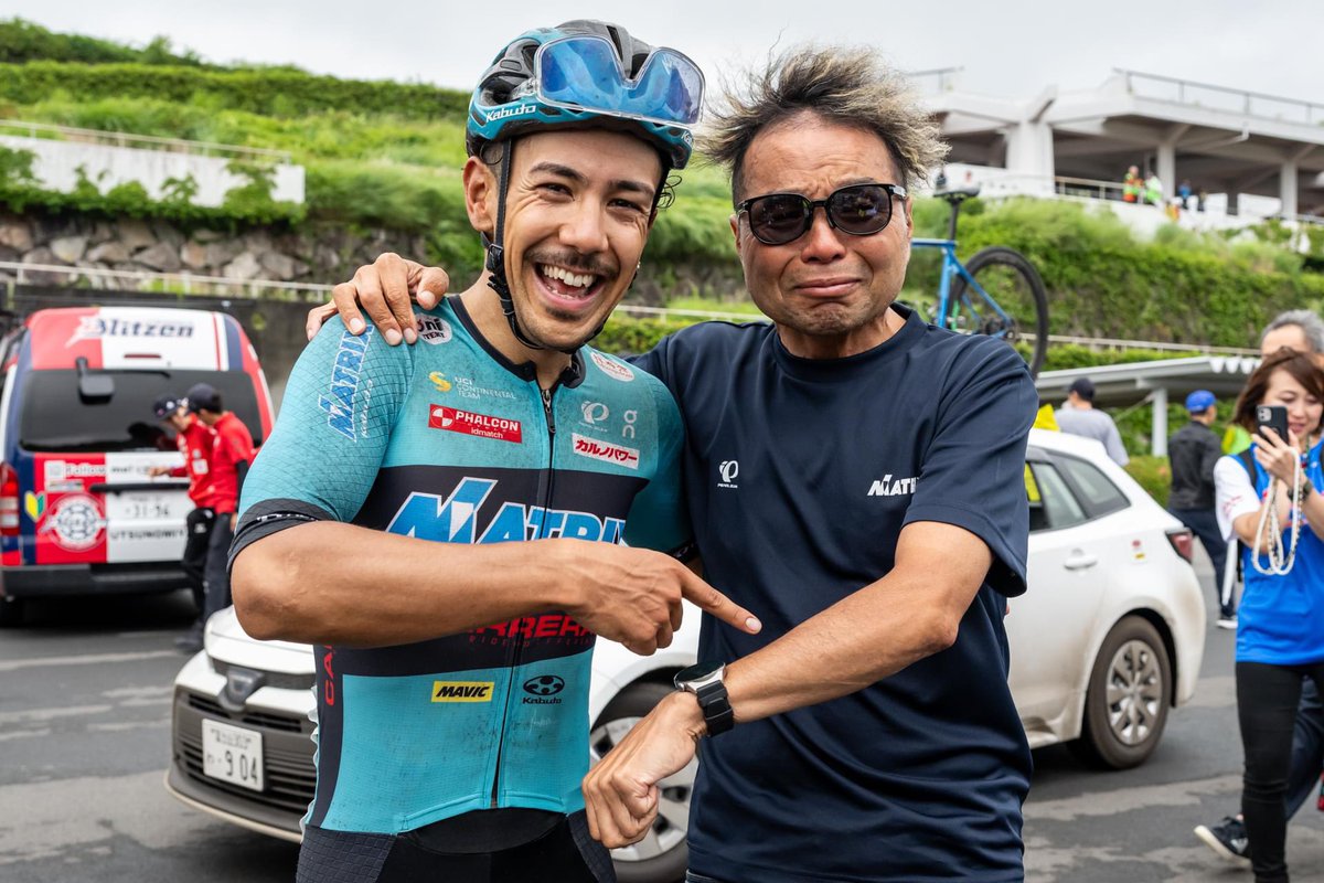 MRNkobayashi's tweet image. 約5年間お世話にった大好きな、本当に大好きなマトリックスパワータグを今シーズンで退団します。

競技、私生活、僕の全てを最大限にサポートしてくれた安原監督さん本当にありがとうございました。

僕を強くしてくれたレジェンドチームメイトの皆ありがとうございました。…