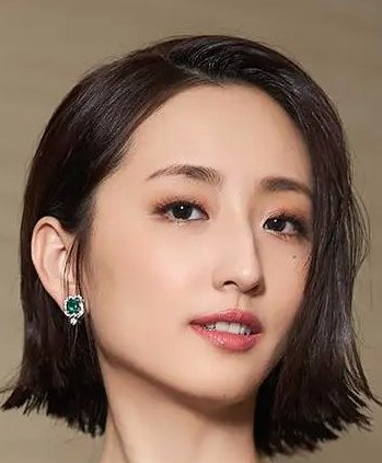 AboutMusicYT's tweet photo. Shuhua of (G)I-DLE in a message to Alice Ko:

"I've watched all your dramas, so I hope to act with you. I can be your sister or your girlfriend is fine too" https://t.co/uilZv3a8NC