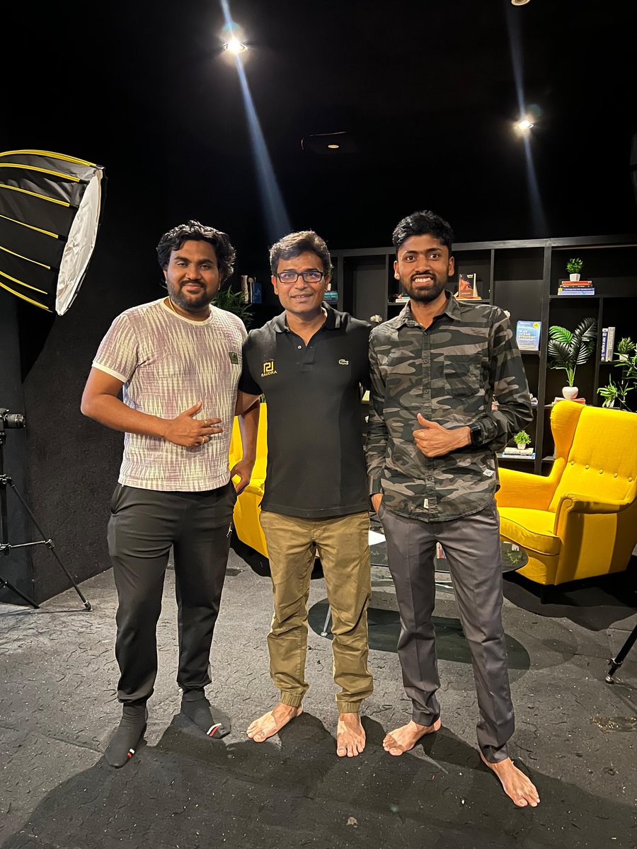 Wonderful Sunday with an interesting interaction with RBR Sir , and Prateek, the CEO and Founder of Gen AI startup Metabrix. Stay tuned 🔥 amazing things are cooking 📸

#podcast #startup