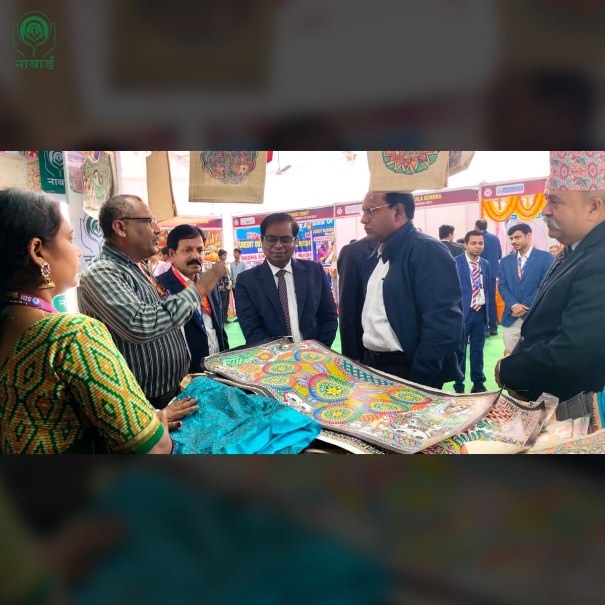 NABARDOnline's tweet image. The Honourable Union Minister of Finance and Corporate Affairs, Smt. Nirmala Sitharaman, chaired two Credit Outreach Programmes in #Madhubani and Darbhanga, Bihar, for boosting #ruralbanking, financial inclusion, and #ruraldevelopment.

@nsitharamanoffc @nsitharaman