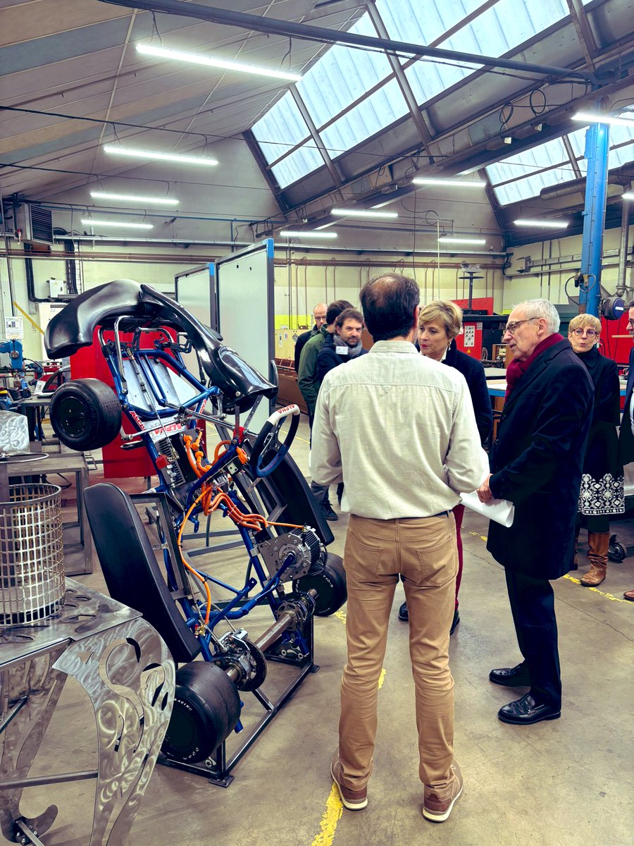 Emmanuel Charre tweet media