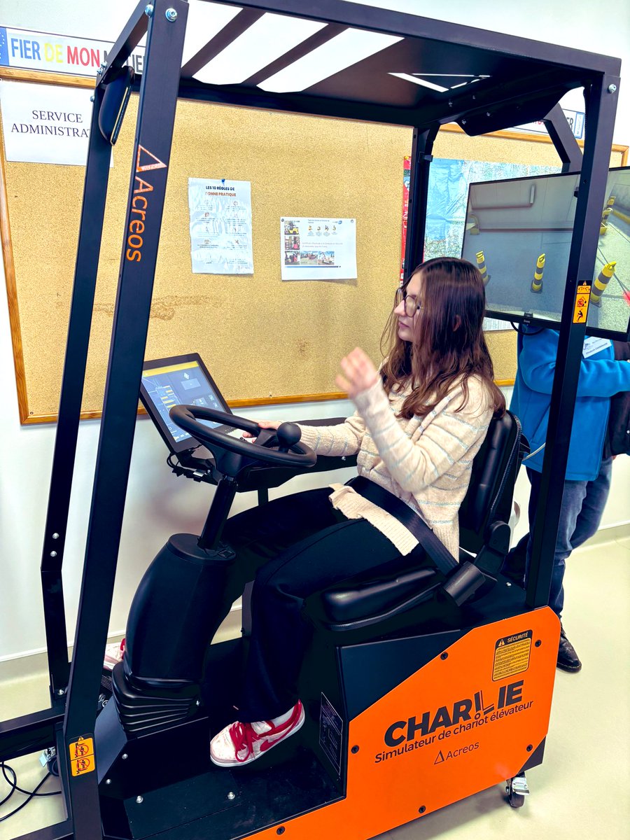 Emmanuel Charre tweet media