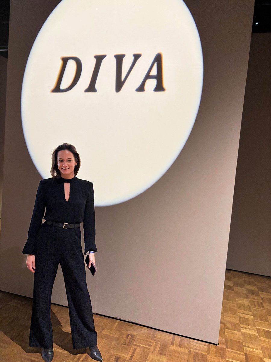 Tentoonstelling 'DIVA' in <a href="/kunsthal/">Kunsthal Rotterdam</a> is een aanrader als je van vroegere én hedendaagse diva's houdt. Ik pas hier best toch? ;)