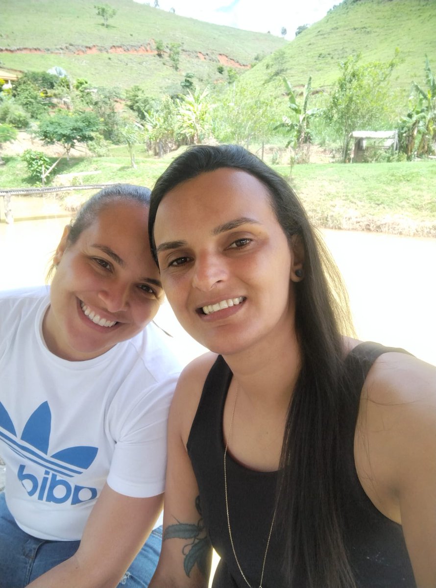 PattyBaumgratz's tweet photo. Eh engraçado como uma pessoa pode fazer suscitar tanta coisa boa... Te faz ver que toda felicidade q vc achava q tinha (ou não) num era nem 1% do q tem agora com ela. Te amo meu amor https://t.co/WfwKeJPSpn
