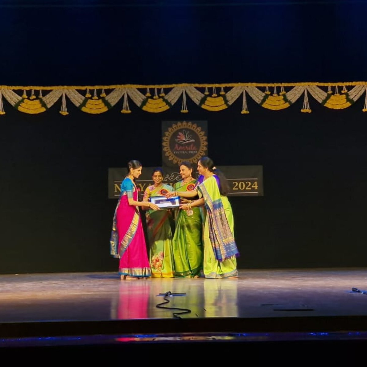 MuvvaDance's tweet photo. Honored to receive the Vemuri Ramachandra Rao &amp; Sita Mahalaxmi Memorial Award from @amritaculturaltrust. Grateful for this recognition and inspired to continue my commitment to dance.

#Awards #Kuchipudi #Dance https://t.co/krs3QvaFPn