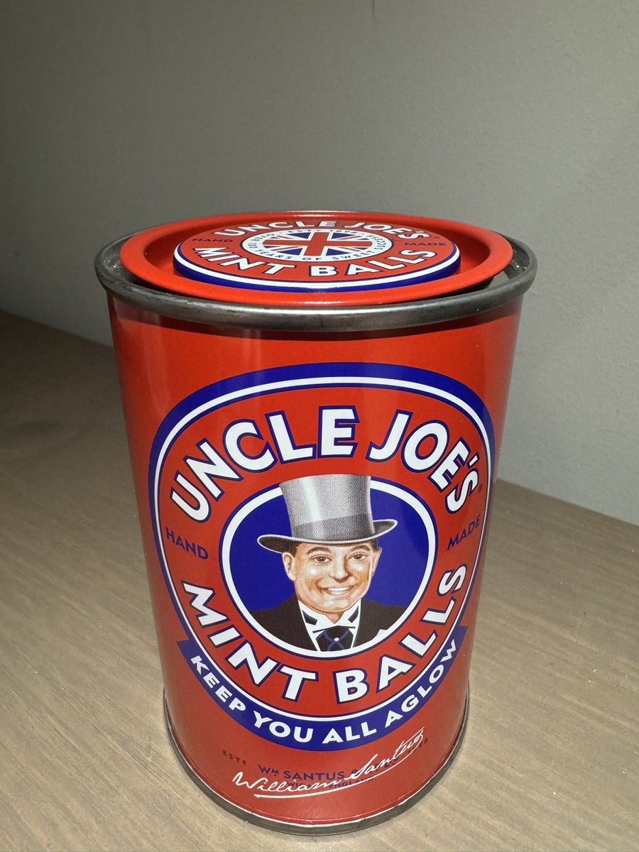 Not champagne, not flowers ... after my recital in Parbold I was given the Lancashire gift: Uncle Joe's Mint Balls. Made down't road in Wigan