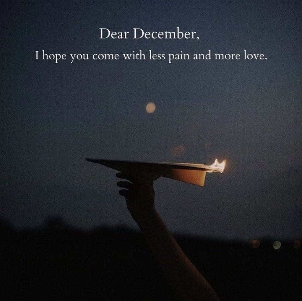 Somoneyouu14431's tweet photo. Hello December - D Road 2 New Me Begins - I Welcome U December with open arms 🤗 Get Me D Best &amp; Only D Best 🤲🏻🤲🏻 #december1st #December2024 #KaiseMujheTumMilGaye #JaaneJahan #Gratitude #WinterAhead #WhenThePhoneRings #Zindagi_Zindabad #pieceofmyheart #LoveSick2024EP #love https://t.co/qEpsKIZGys