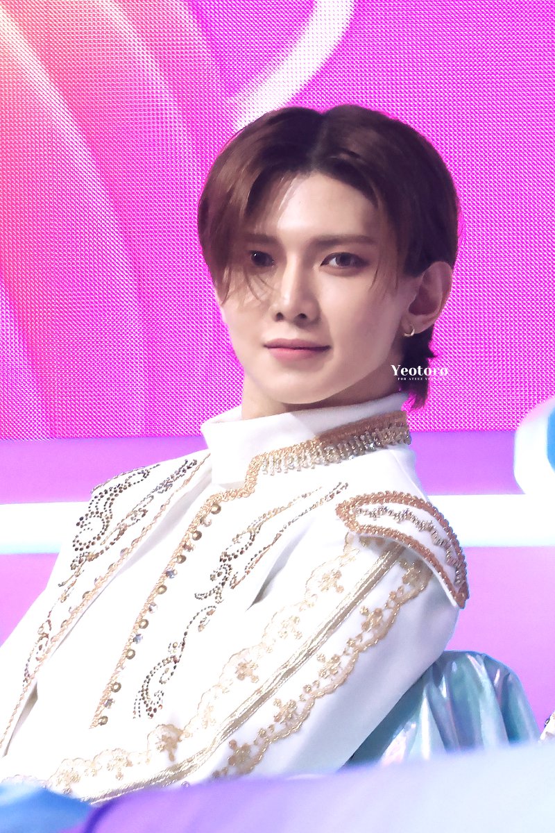 yeotoro's tweet photo. 241130 MMA HQ
#ATEEZ #에이티즈 #YEOSANG #여상 #ヨサン https://t.co/wknjUM8Tcg