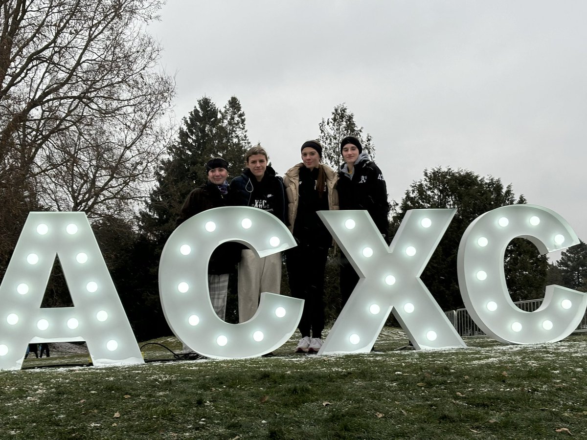 BorderCity_AC's tweet image. @BorderCity_AC reppin @AthleticsCanada #ACXC in London
#TheCityAC