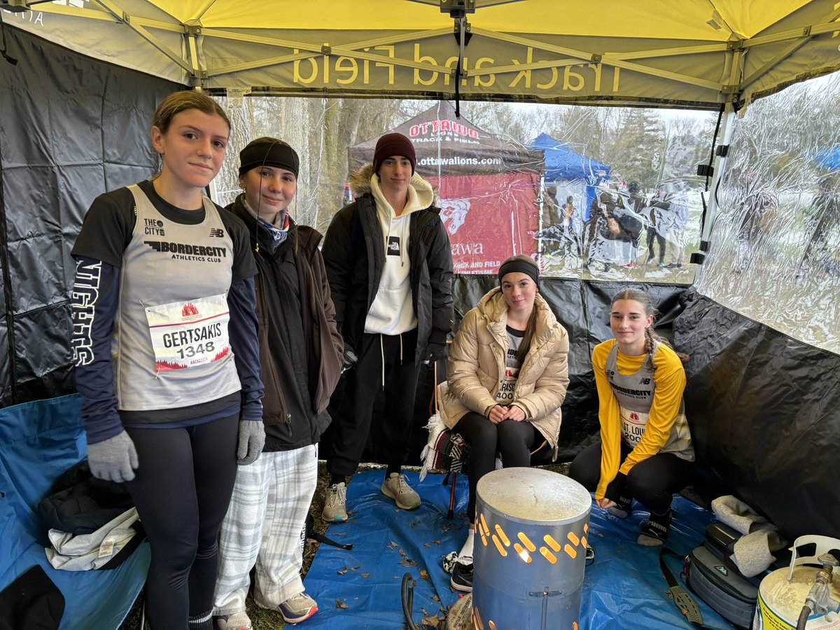 BorderCity_AC's tweet image. @BorderCity_AC reppin @AthleticsCanada #ACXC in London
#TheCityAC