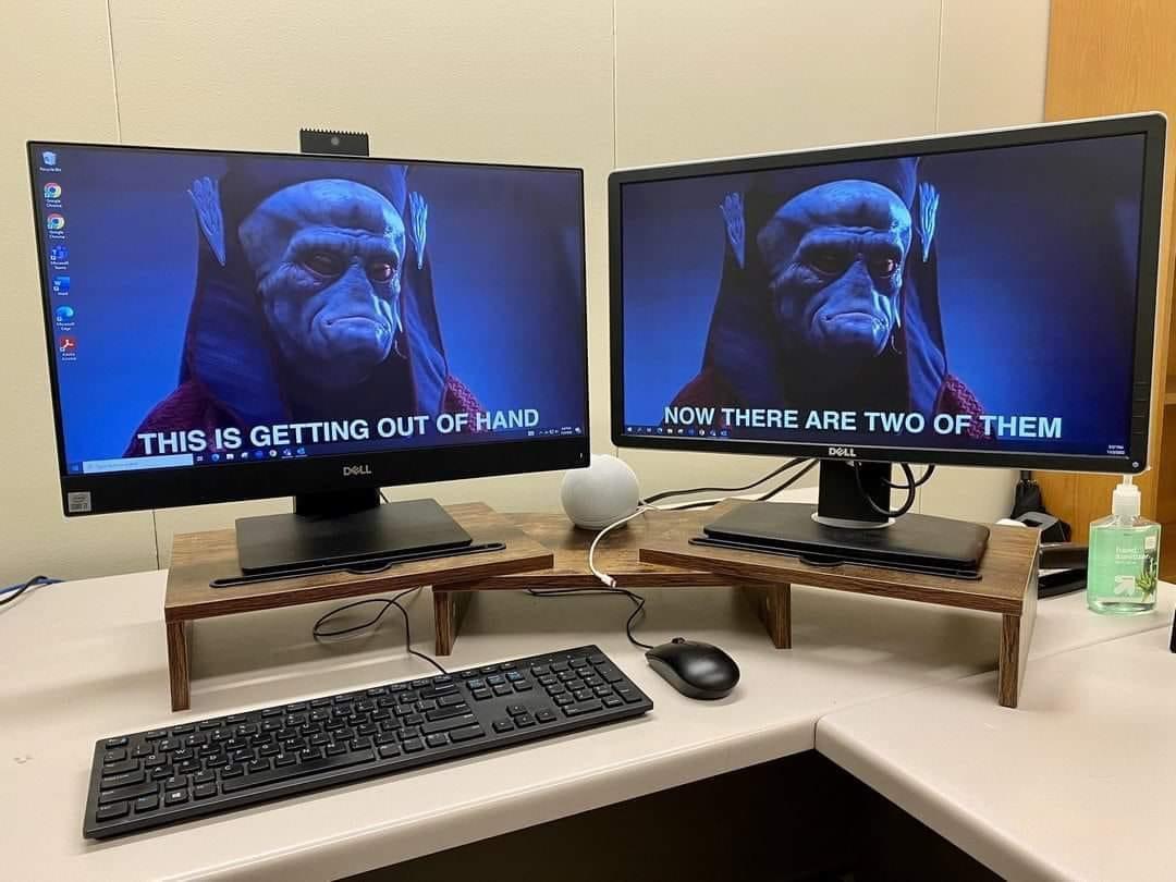SWMemes's tweet photo. Best use of a dual monitor setup  https://t.co/YM3oV7rWUB https://t.co/I6rFBnd2tE