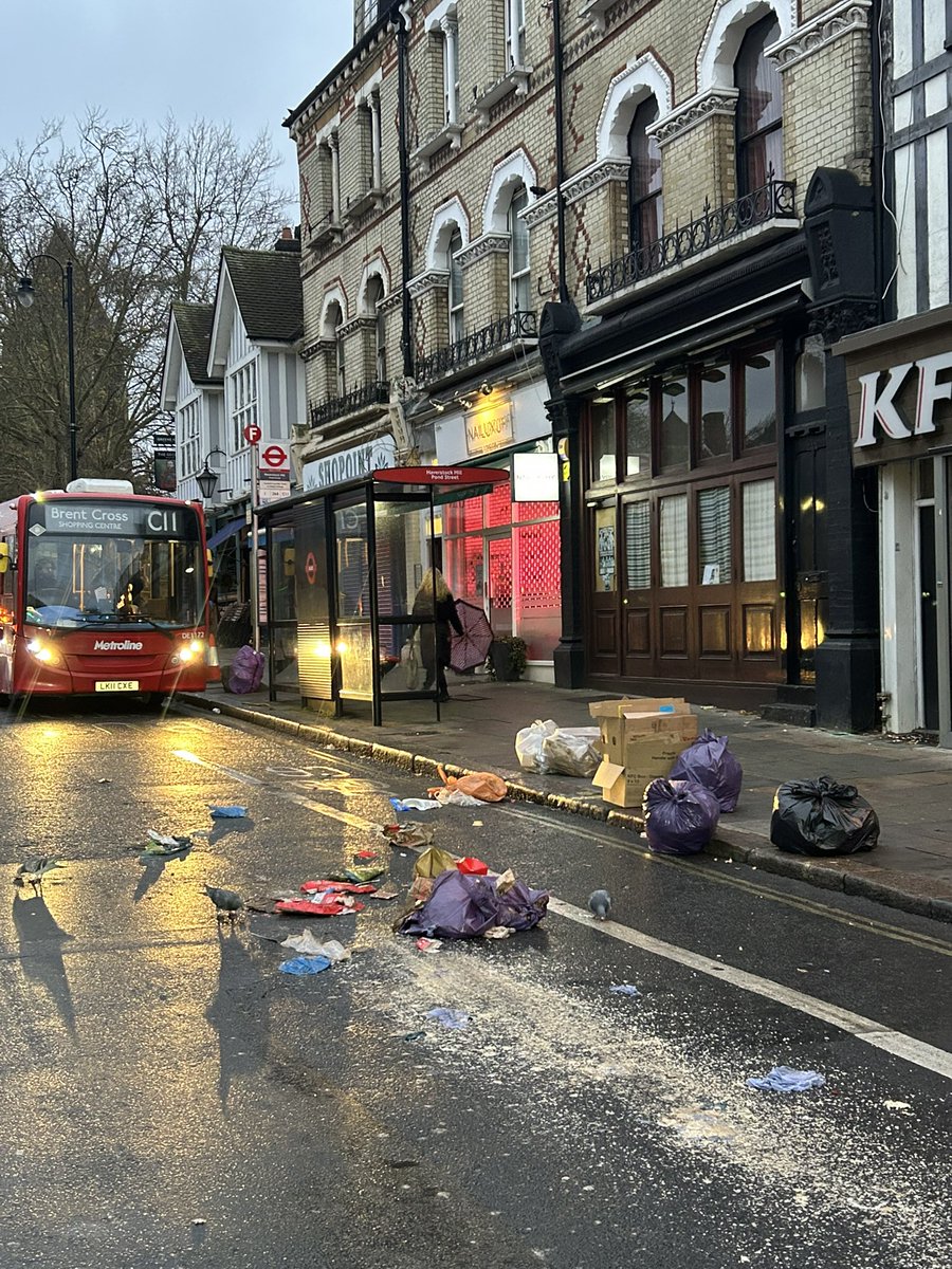 Clean London’s Dump tweet media