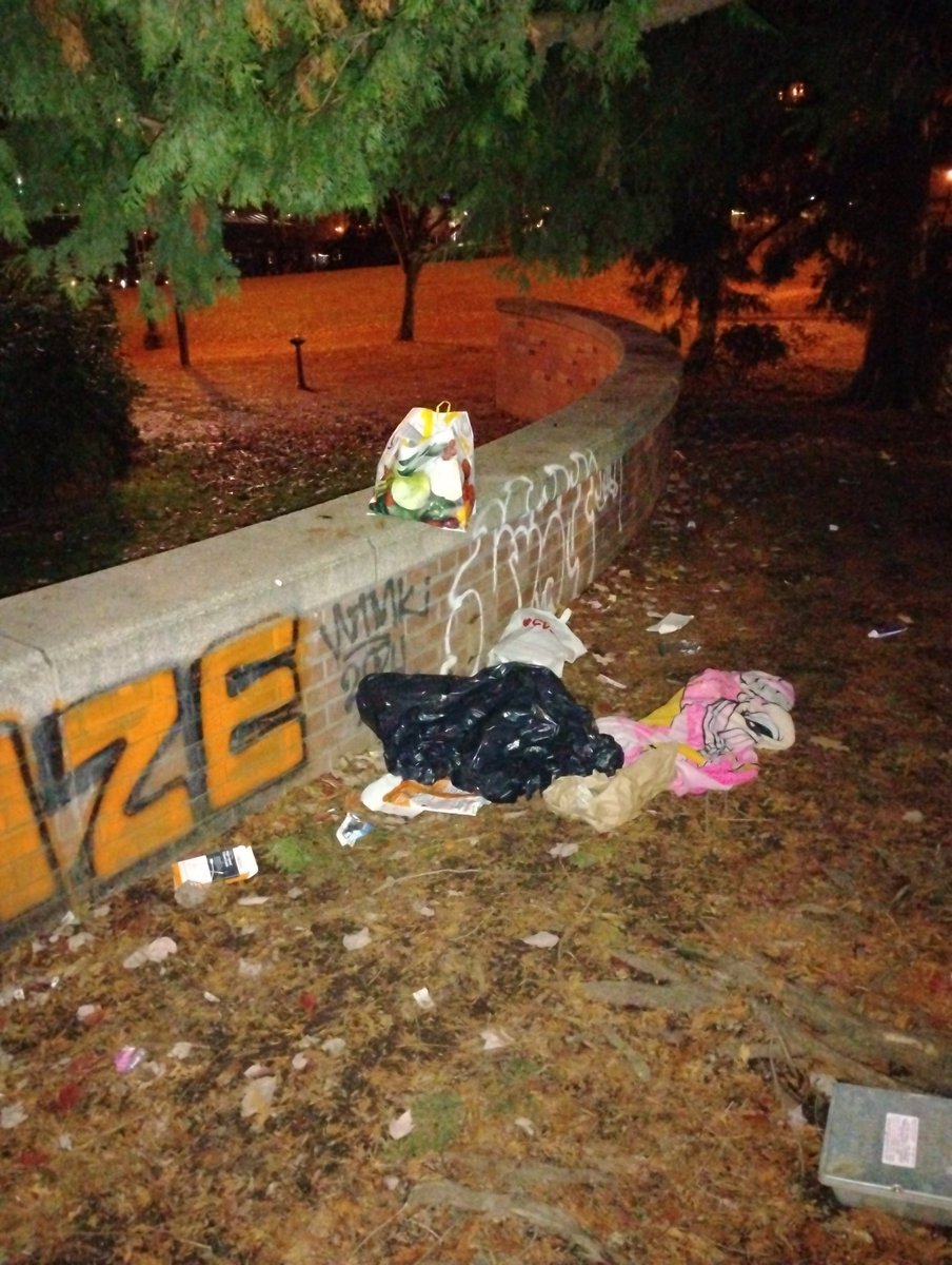 psickedtobehere's tweet image. Just released from Multnomah County Department of Corrections downtown for having a tent up on the Waterfront Property near the Police Monument. Talk about "To Serve and Protect". They took my tent and sleeping bag to the NW warehouse. 
 #Homeless 
#unsheltered 
#bibbeylakes