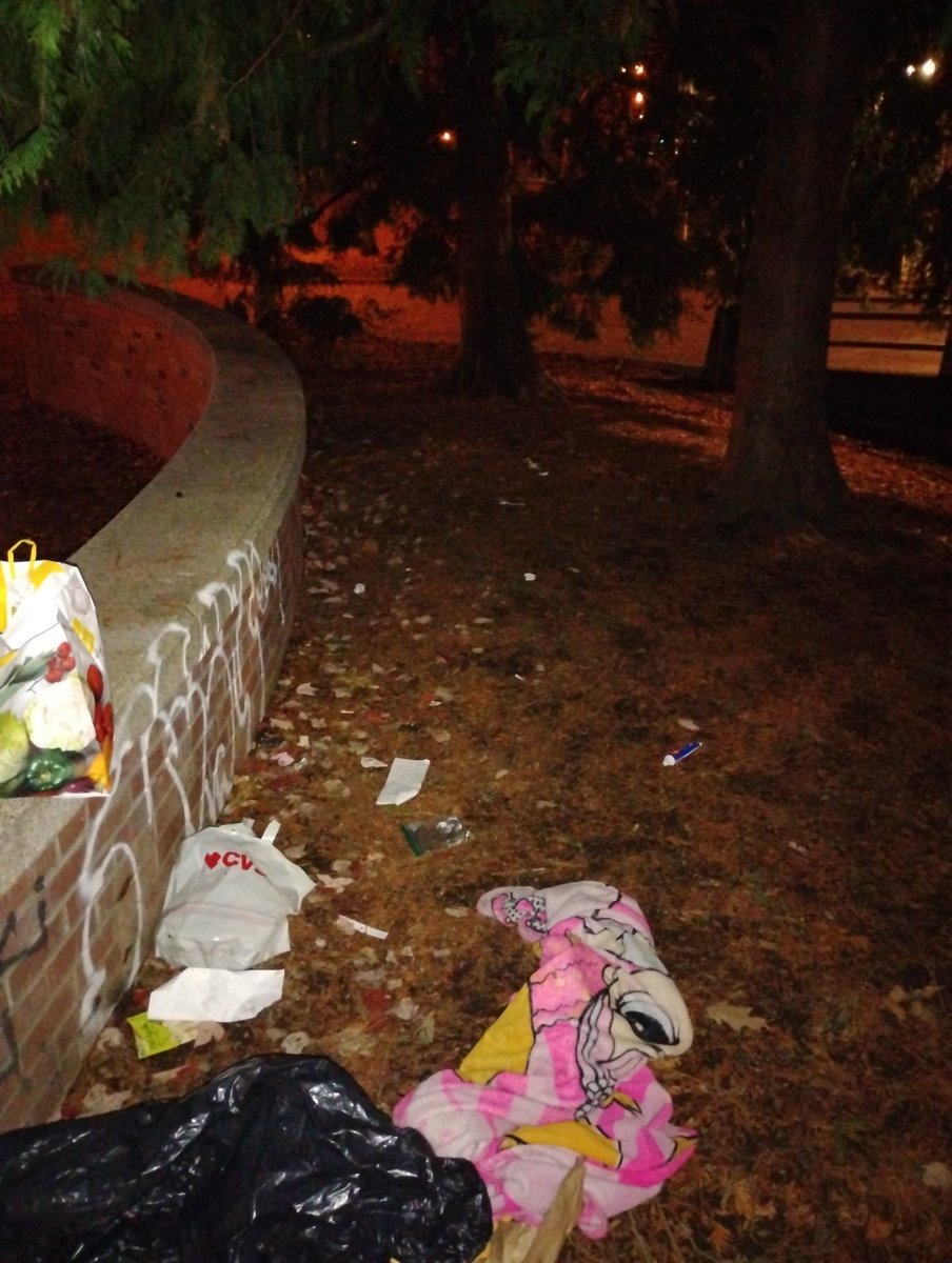 psickedtobehere's tweet image. Just released from Multnomah County Department of Corrections downtown for having a tent up on the Waterfront Property near the Police Monument. Talk about "To Serve and Protect". They took my tent and sleeping bag to the NW warehouse. 
 #Homeless 
#unsheltered 
#bibbeylakes