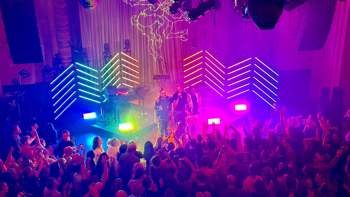 Wat een weekend opener! Prins S en de Geit was een groot feest in <a href="/LuxorLive/">Luxor Live</a>