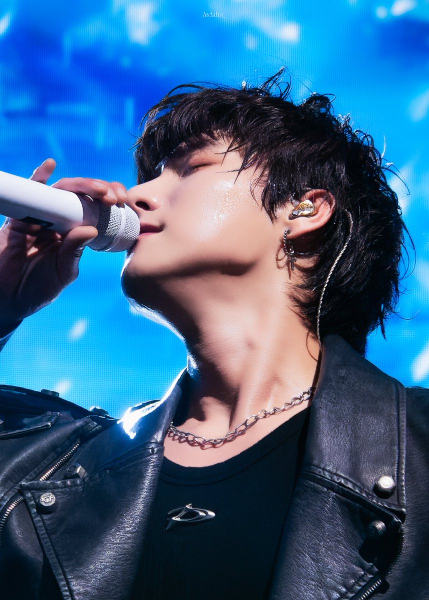 트라우마 용훈을 볼 때마다 숨이 멎을 것 같아..
#원위 #용훈 #ONEWE #YONGHOON