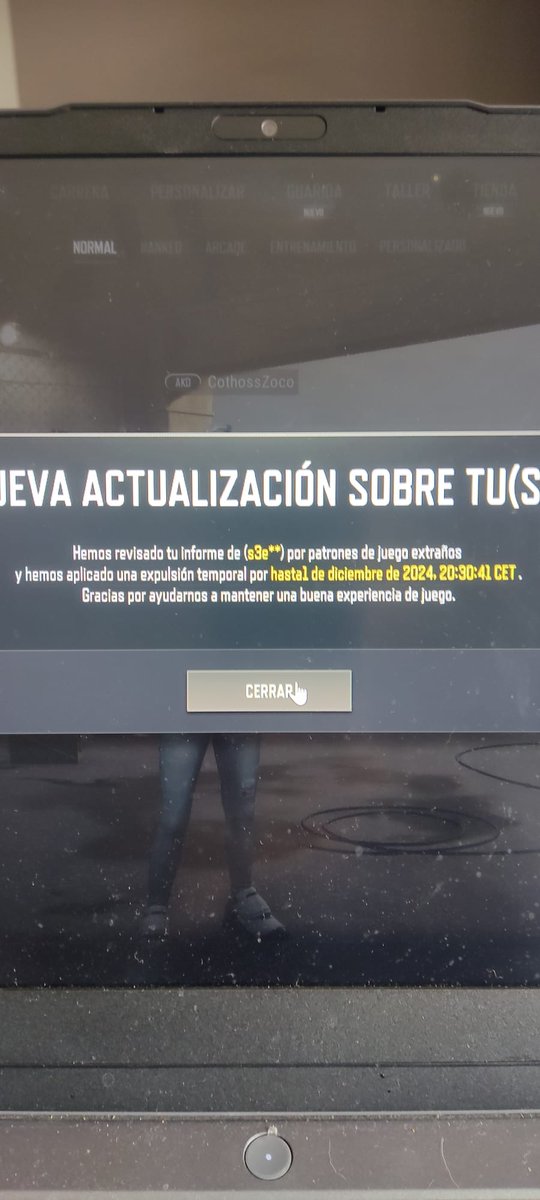 CothossZoco's tweet photo. El viernes jugando #pubg me topé con OTRO chetero. Este tenía Wallhack, era evidente que veía a los jugadores antes de que le aparecieran a la vista. Lo denuncié. Hoy he visto que solo 2 días de ban. Ridículo. Joder la experiencia a otros les merece la pena. Así nunca será limpio https://t.co/FzvE6b3sY5