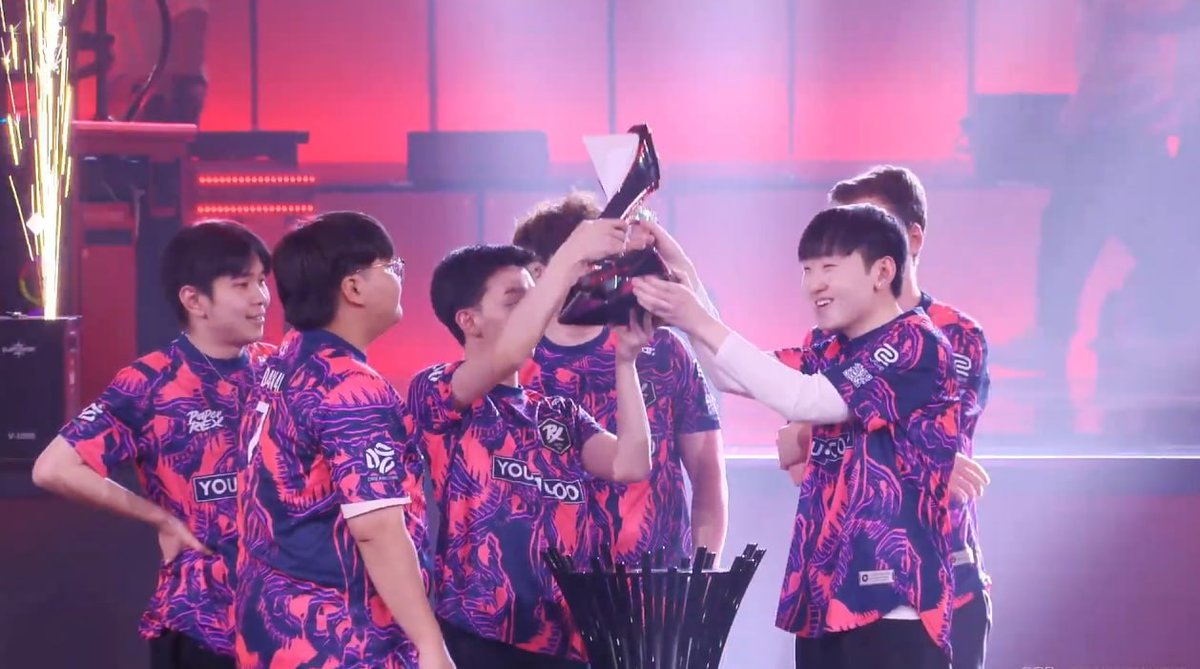 Paper Rex tweet media