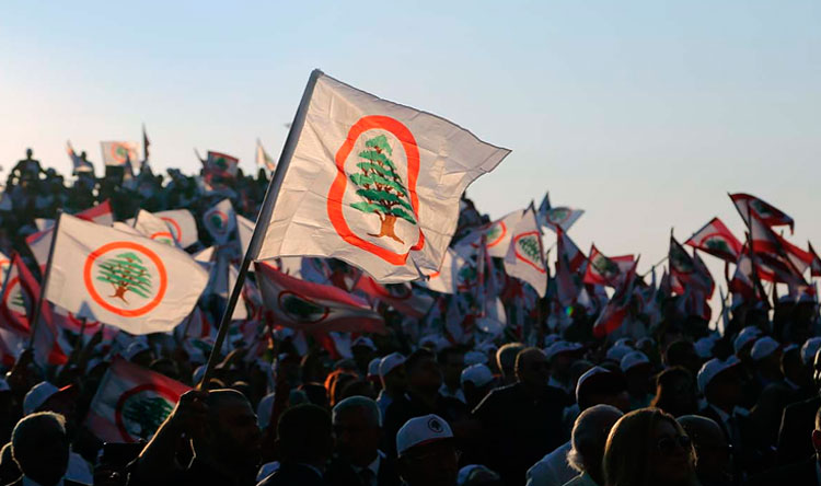 RayanBarakat's tweet photo. من مواجهة منظمة التحرير الفلسطينية والاحتلال السوري إلى رفض الهيمنة الإيرانية، القوات اللبنانية كانت دائماً الحصن المنيع لحرية لبنان. اليوم، نبدأ بناء وطن قوي ومستقر مليء بالسيادة والحرية التي ناضلنا من أجلها لعقود.

#لبنان_أولا #الغد_لنا https://t.co/hWOghT3eJH