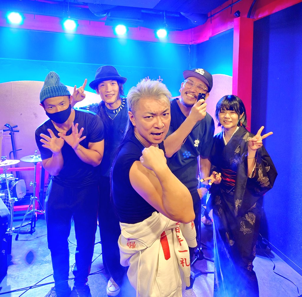 kyougetu036's tweet photo. 懐かしく楽しいイベントでした！
ひろ誕生日おめでとう！ https://t.co/YrgCATRgvj